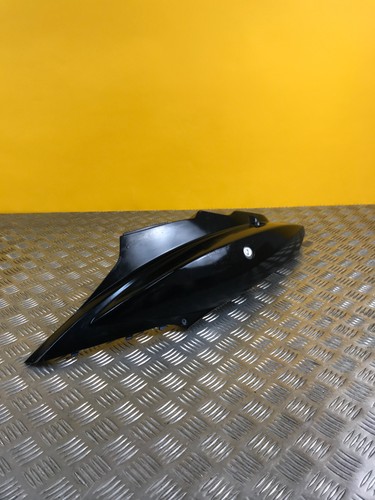 Demi coque arrière gauche