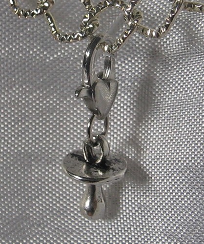 Charm tetine breloque - charm,