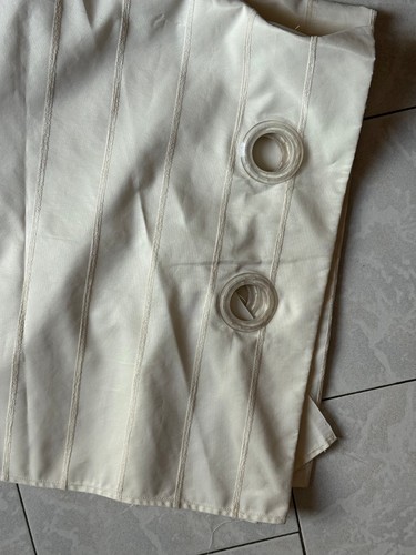 Rideau beige avec - rideau,