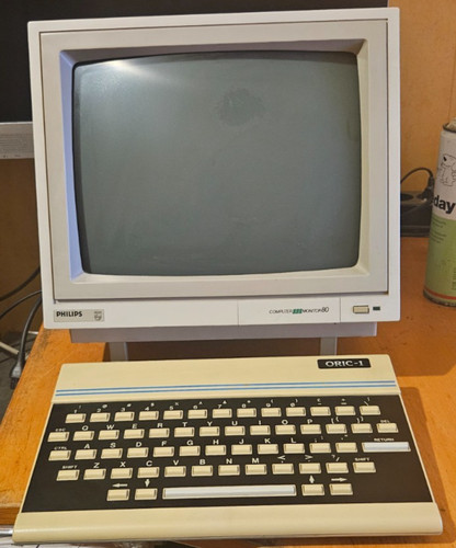 Ordinateur oric avec - ordinateur,