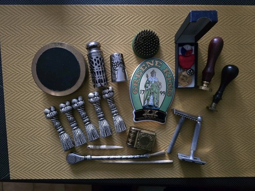 Lot brocante de 19 - de,