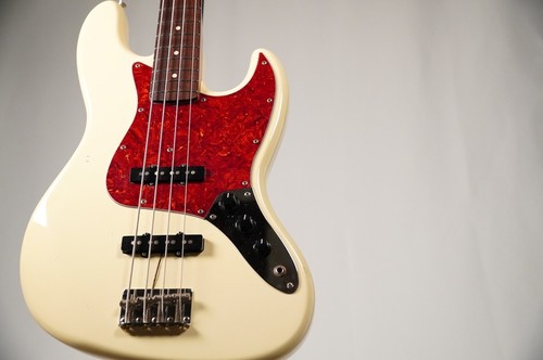 Fender japan jb62 - -, blanc