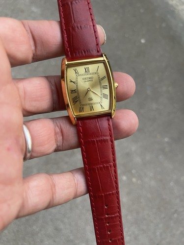 Montre seiko quartz - montre, dorée