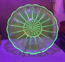 pie dish / urinaline tray Vaseline Uranium glass Uranium 31cm glass crystal