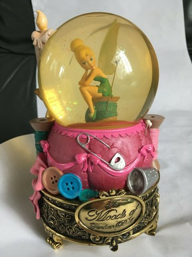 Snowglobe disney xxl fee - snowglobe,