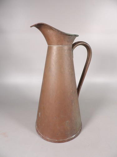 Ancien broc décoratif - broc, en
