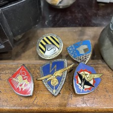 lot  5 insignes militaires
