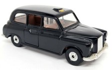 Corgi Vintage 1/36 Scale - 425 London Taxi Black Cab Diecast Model Car