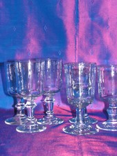 HUIT  VERRES  A  PORTO  ou A