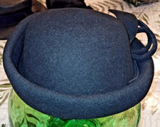 OLD HATS beautiful FELT WOMEN year 50