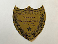 Une étiquette de champagne