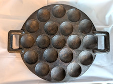 WI Barn Antique Vintage 9” Cast Iron Candy Mold 19 Candy Molds Kitchen RARE?