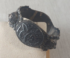Ancien bracelet / manchette, ethnique / oriental, en argent