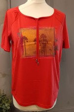 t-shirt orange foncé à motif