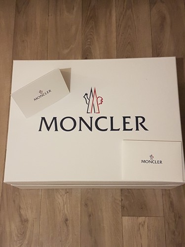 Moncler grande boîte - moncler, boÎte,