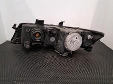 Optique avant principal droit