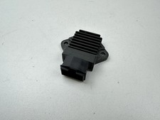 REGULATEUR TENSION HONDA VTR