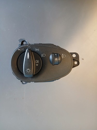Ford focus commande phares - ford,
