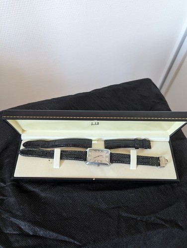 Montre bracelet rectangulaire
