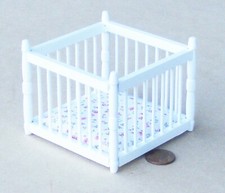 Maison De Poupée Parc Et