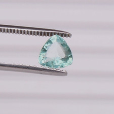 Paraiba Tourmaline Cooper Bearing 7.40 Ct. Pierre précieuse en vrac étonnante...