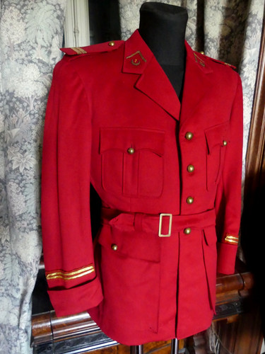 Magnifique vareuse rouge - magnifique,