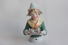 Demi figurine porcelaine