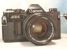 Canon  AE-1 avec objectif