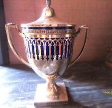 SILVER COVERED SUGAR BOWL DECORATED WITH VAULTS AND PALM FRIEZES.