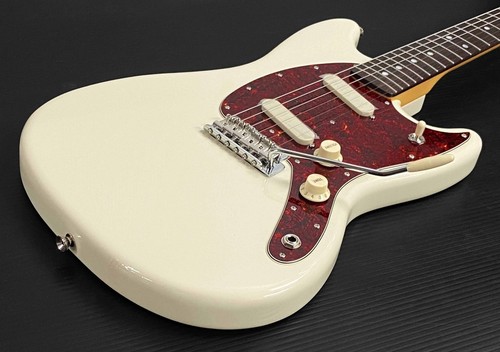 Char mustang corps en - (fender),