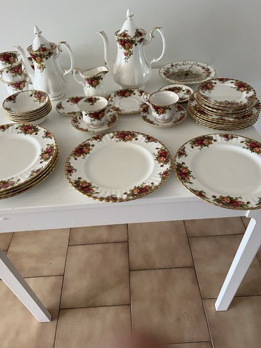 Royal albert old country - country, roses