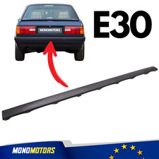 MOULURE CENTRALE DE PARE-CHOCS