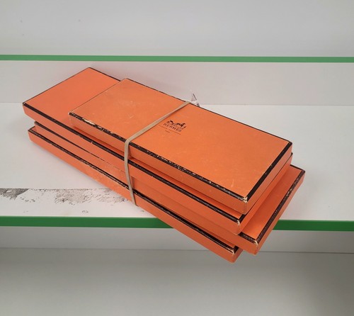 Lot boîtes à - 4,