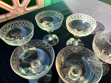 6 Superbes Anciennes Coupes à Champagne Décor à La Grecque Fin XIXème Siècle