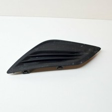 VOLVO V60 2.4 D5 Grille