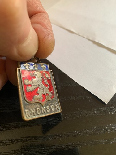Rare porte clés - porte-clés, émaillé