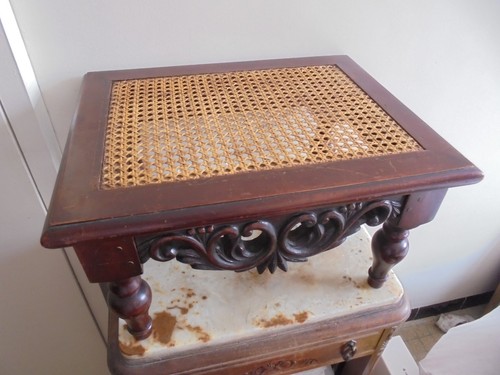 Ancien repose pied - , table