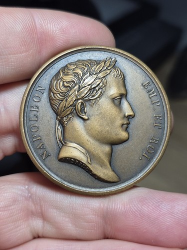 146 médaille - ~,