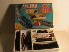 coffret LIMA HO 502051/ TRAIN VAPEUR A CLE/2 WAGONS/RAILS EN HUIT/ OCC