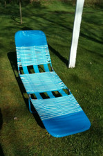 Vintage Folding Metal Chaise Lounge Lawn Beach Chair Vinyl PVC Tubing Blue