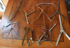 lot de 11 supports porte assiettes decoration patte de lion & ressort