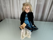 Poupée d'artiste ancienne