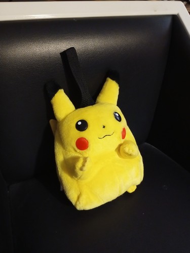 Peluche pikachu pokémon tomy - peluche,