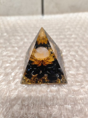Pyramide orgonite 5cm pierre - 5cm,