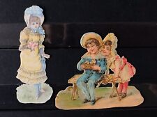 ANTIQUE CHROMO CUT 19 BOURGEOIS CHILDREN ON A BENCH / Wealthy kids on a bench