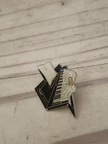 Pin pins enamel - pin's,