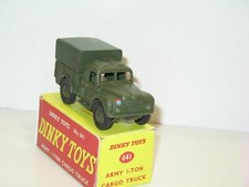 DINKY TOYS, Army Truck 1 Ton Cargo Military Truck Khaki Matte M53
