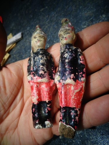 Ancienne figurine - ancienne, en