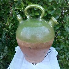 Cruche à eau ancienne