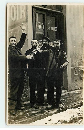Photo card locate men - photo,